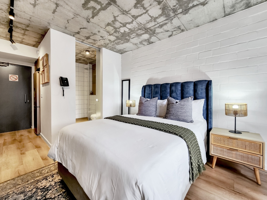 0 Bedroom Property for Sale in Sea Point Western Cape